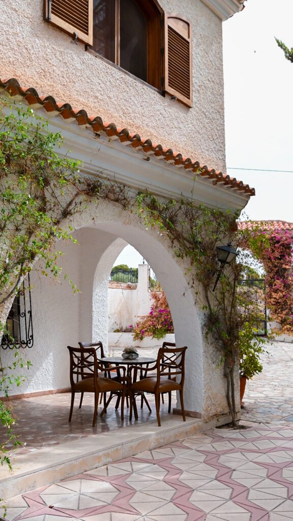 Private Alicante villa and Mediterranean surroundings for the Divorce to Domination™ women’s retreat.